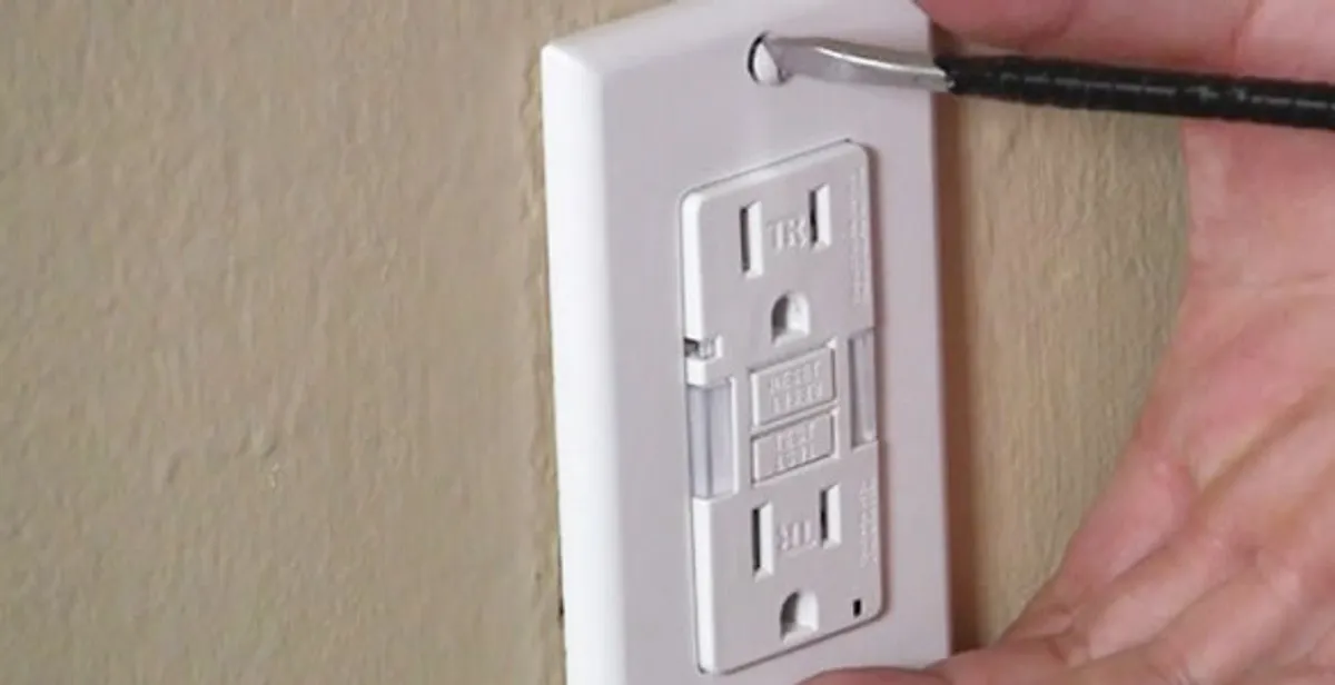 gfc outlets service securing and mounting ground fault circuit interrupter outlet by certified electricians in Staten Island, NY