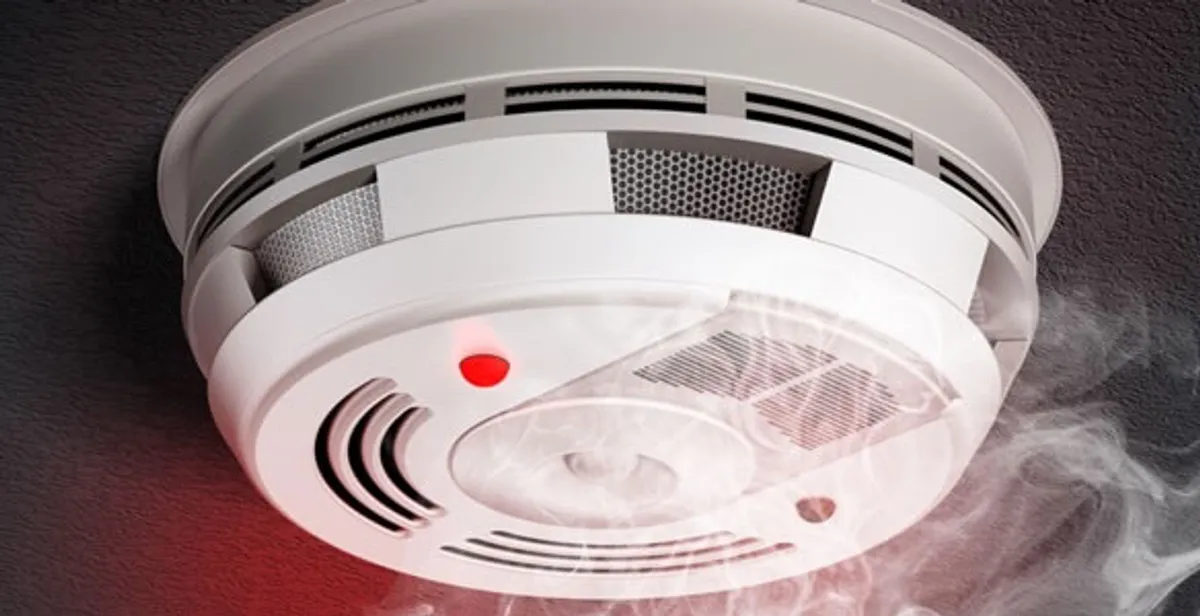 Installed smoke detector providing reliable fire detection in Staten Island, NY