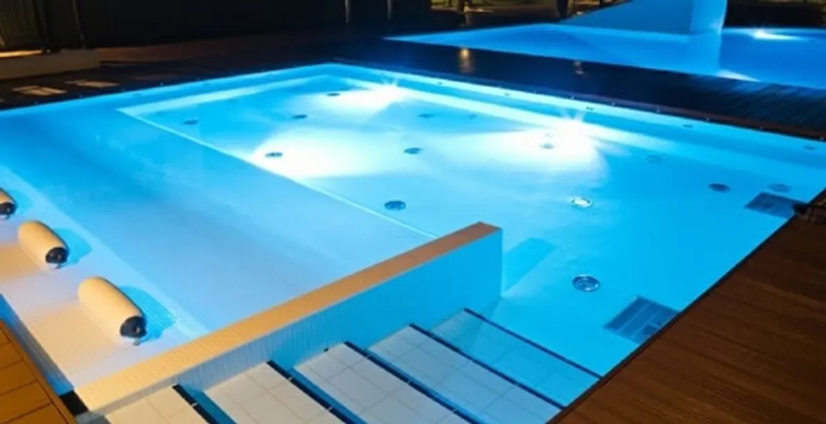 pool light installation and repair services providing modern illuminated pool lighting in Staten Island, NY