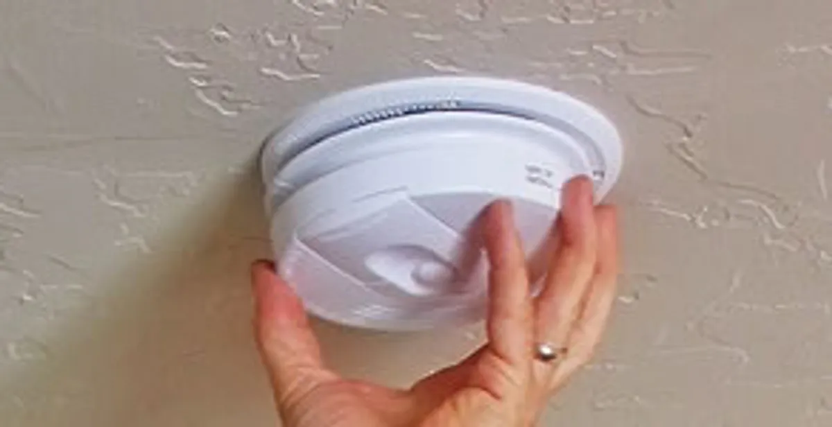 Smoke detector installation service ensuring home safety in Staten Island, NY